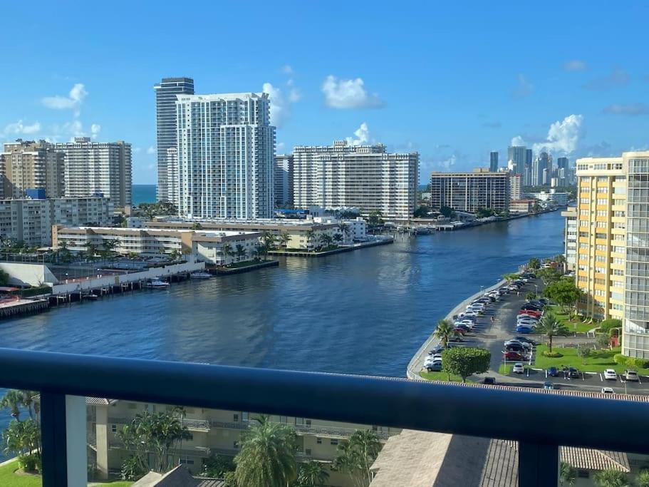 Miami Beach 1B/1B Incredible View Apartment With Kitchen Hallandale Beach Esterno foto